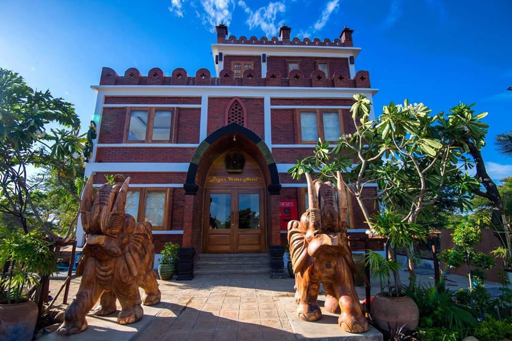 Bagan Vertex Hotel Eksteriør billede